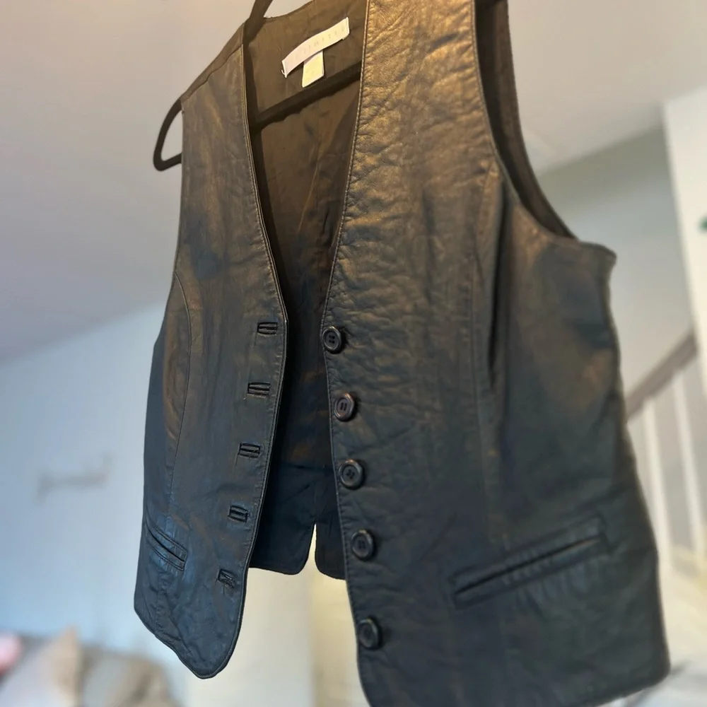 The Limited Black Leather Vest - Picture 3 of 5